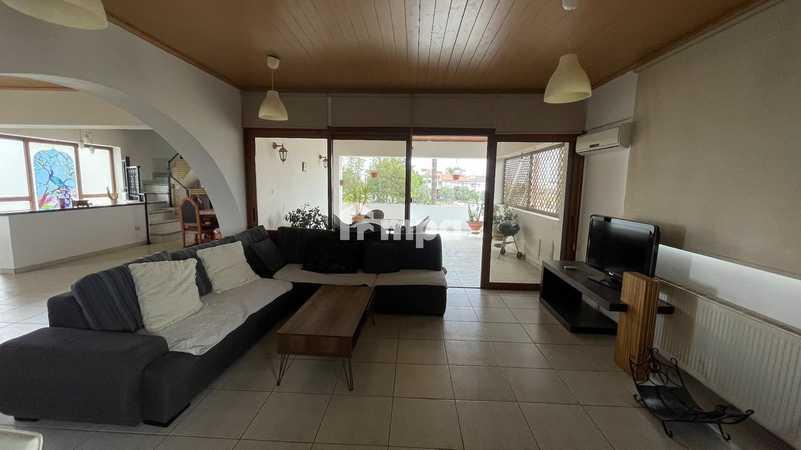 4-bedroom detached house to rent: https://www.bazaraki.com/adv/5786757_4-bedroom-detached-house-to-rent (www.bazaraki.com)