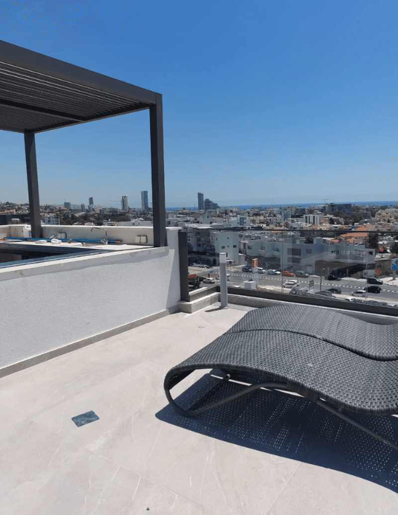 3-bedroom penthouse to rent: https://www.bazaraki.com/adv/5795266_3-bedroom-penthouse-to-rent (www.bazaraki.com)