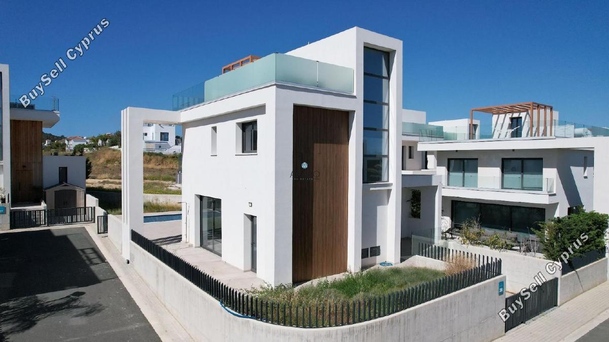 4 Bedroom Detached house for sale in Protaras, Famagusta: https://www.buysellcyprus.com/property-for-sale/famagusta/protaras/4-bed-detached-house-for-sale-protaras-famagusta-1754175.html (www.buysellcyprus.com)