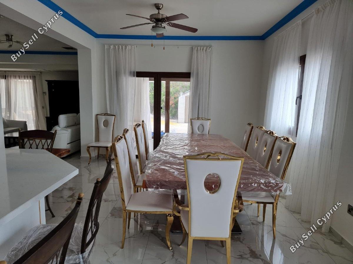 5 Bedroom Detached house to rent in Dekeleia, Larnaca: https://www.buysellcyprus.com/property-for-rent/larnaca/dekeleia/5-bed-detached-house-to-rent-dekeleia-larnaca-1795451.html (www.buysellcyprus.com)