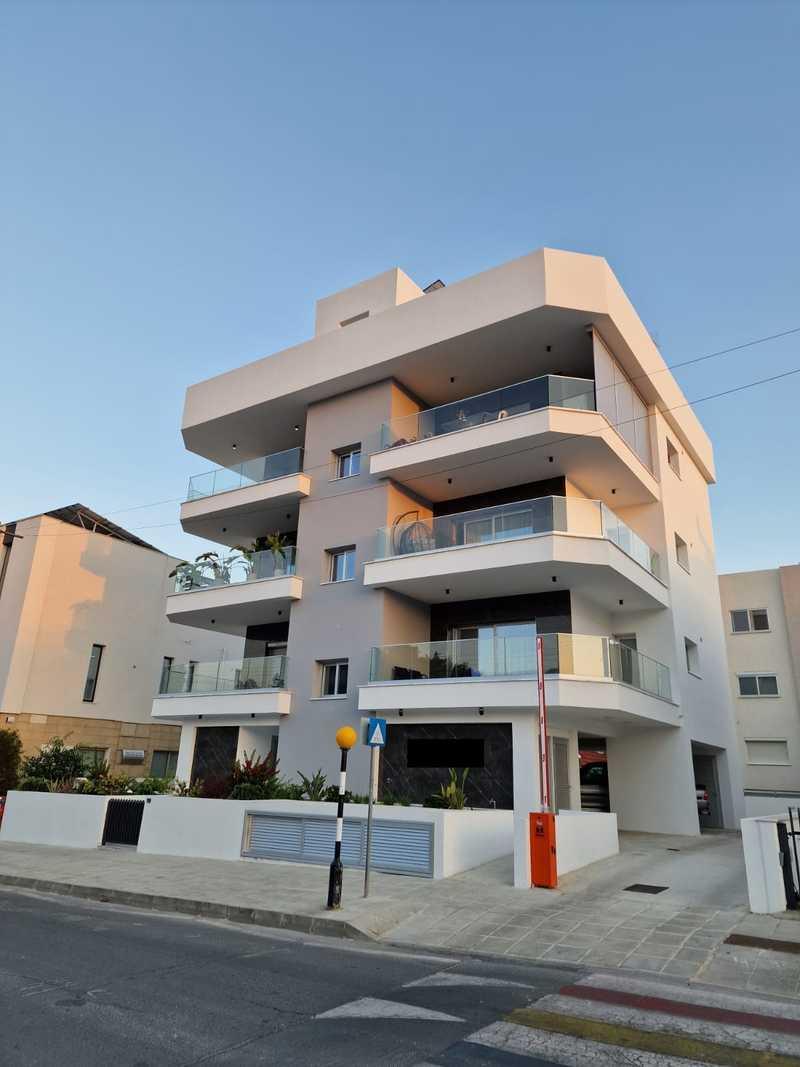 2-bedroom apartment to rent: https://www.bazaraki.com/adv/5795923_2-bedroom-apartment-to-rent (www.bazaraki.com)