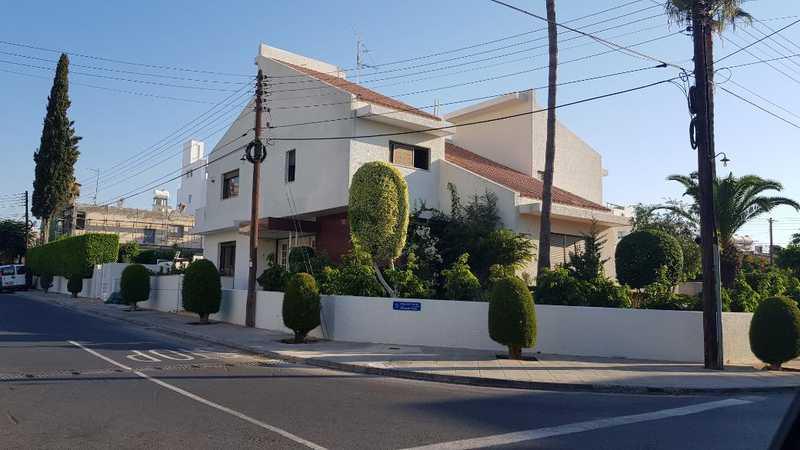 4-bedroom detached house for sale: https://www.bazaraki.com/adv/5799685_4-bedroom-detached-house-for-sale (www.bazaraki.com)