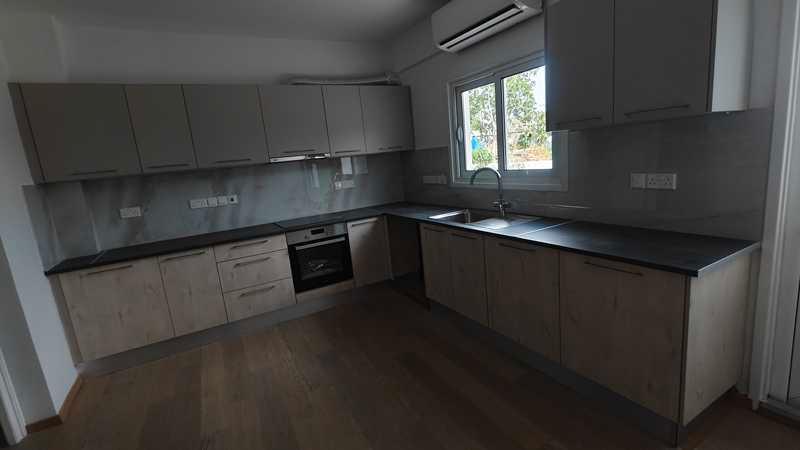 2-bedroom apartment to rent: https://www.bazaraki.com/adv/5793902_2-bedroom-apartment-to-rent (www.bazaraki.com)