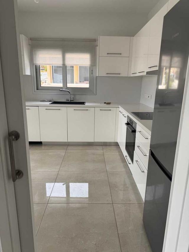 2-bedroom apartment to rent: https://www.bazaraki.com/adv/5792453_2-bedroom-apartment-to-rent (www.bazaraki.com)