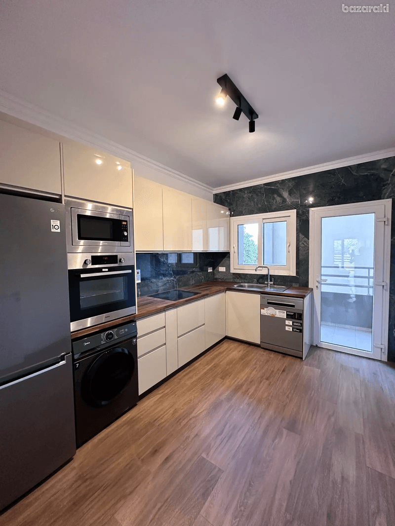 3-bedroom apartment to rent: https://www.bazaraki.com/adv/5795180_3-bedroom-apartment-to-rent (www.bazaraki.com)
