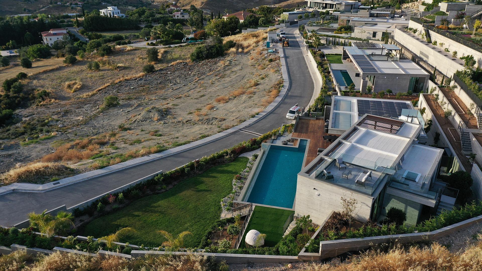 5-bedroom villa in Paphos № 152717: https://dom.com.cy/en/catalog/sale/152717/ (dom.com.cy)