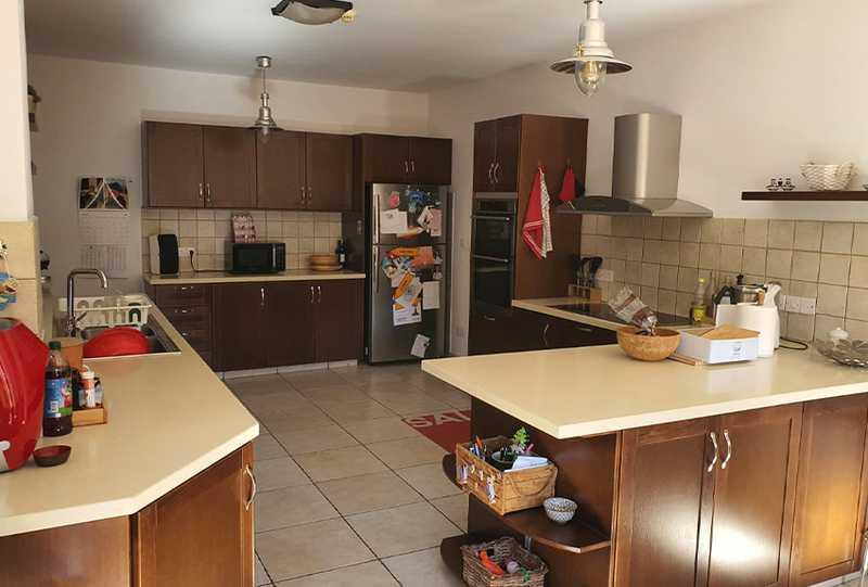 4-bedroom detached house to rent: https://www.bazaraki.com/adv/5786253_4-bedroom-detached-house-to-rent (www.bazaraki.com)