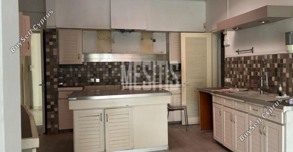 5 Bedroom Detached house for sale in Strovolos, Nicosia: https://www.buysellcyprus.com/property-for-sale/nicosia/strovolos/5-bed-detached-house-for-sale-strovolos-nicosia-1792928.html (www.buysellcyprus.com)
