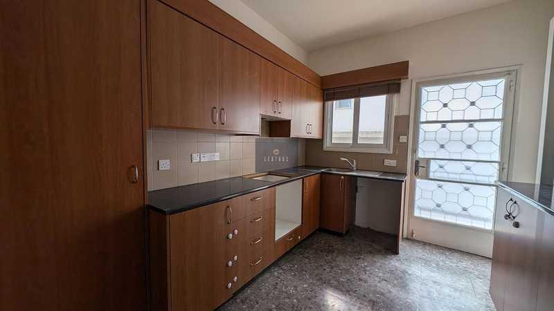 4-bedroom apartment for sale: https://www.bazaraki.com/adv/5766163_4-bedroom-apartment-for-sale (www.bazaraki.com)