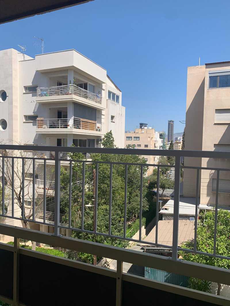 2-bedroom apartment to rent: https://www.bazaraki.com/adv/5791595_2-bedroom-apartment-to-rent (www.bazaraki.com)