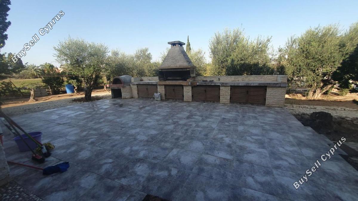 5 Bedroom Detached house for sale in Pervolia, Larnaca: https://www.buysellcyprus.com/property-for-sale/larnaca/pervolia/5-bed-detached-house-for-sale-pervolia-larnaca-1796724.html (www.buysellcyprus.com)