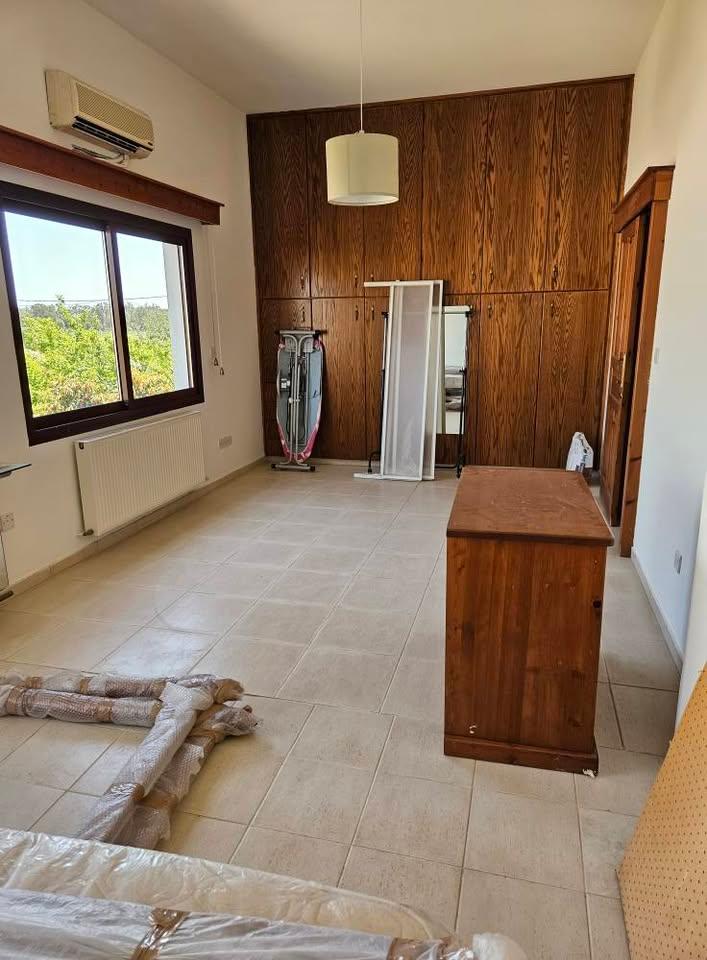 4 bedroom house for rent: https://www.facebook.com/marketplace/item/3757016514588435 (www.facebook.com)