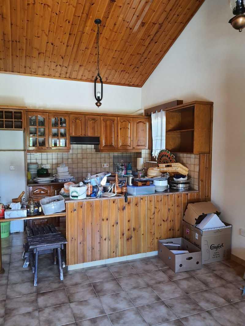 2-bedroom detached house for sale: https://www.bazaraki.com/adv/5763795_2-bedroom-detached-house-for-sale (www.bazaraki.com)