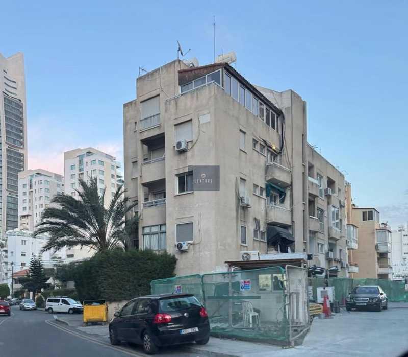 2-bedroom apartment for sale: https://www.bazaraki.com/adv/5791331_2-bedroom-apartment-for-sale (www.bazaraki.com)