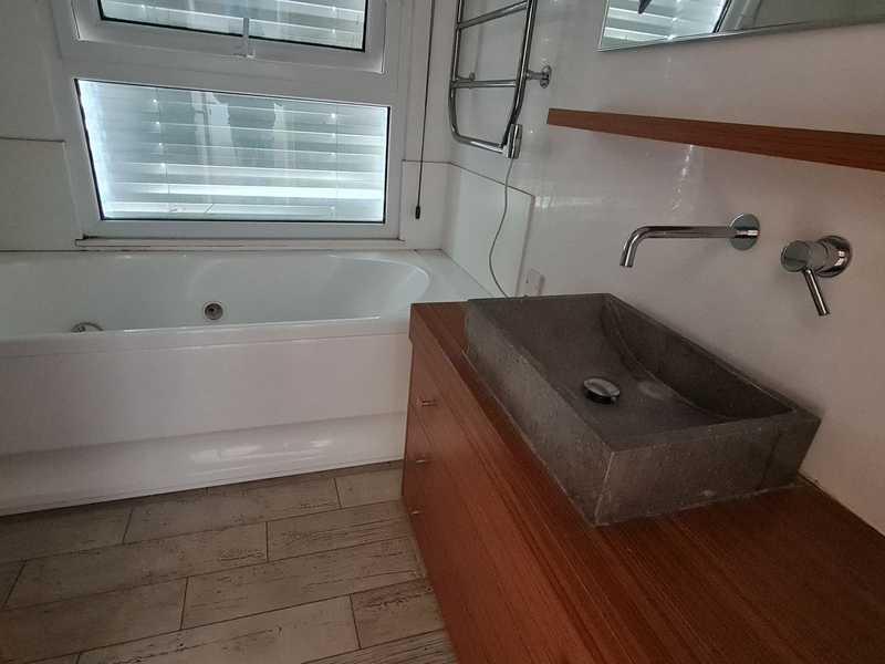 3-bedroom apartment for sale: https://www.bazaraki.com/adv/5796480_3-bedroom-apartment-for-sale (www.bazaraki.com)