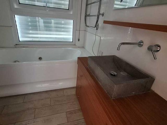 3-bedroom apartment for sale: https://www.bazaraki.com/adv/5796480_3-bedroom-apartment-for-sale (www.bazaraki.com)