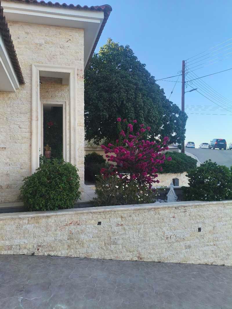 5-bedroom detached house for sale: https://www.bazaraki.com/adv/5792757_5-bedroom-detached-house-for-sale (www.bazaraki.com)