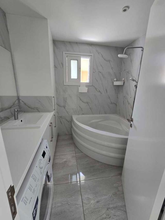 3-bedroom apartment to rent: https://www.bazaraki.com/adv/5796832_3-bedroom-apartment-to-rent (www.bazaraki.com)