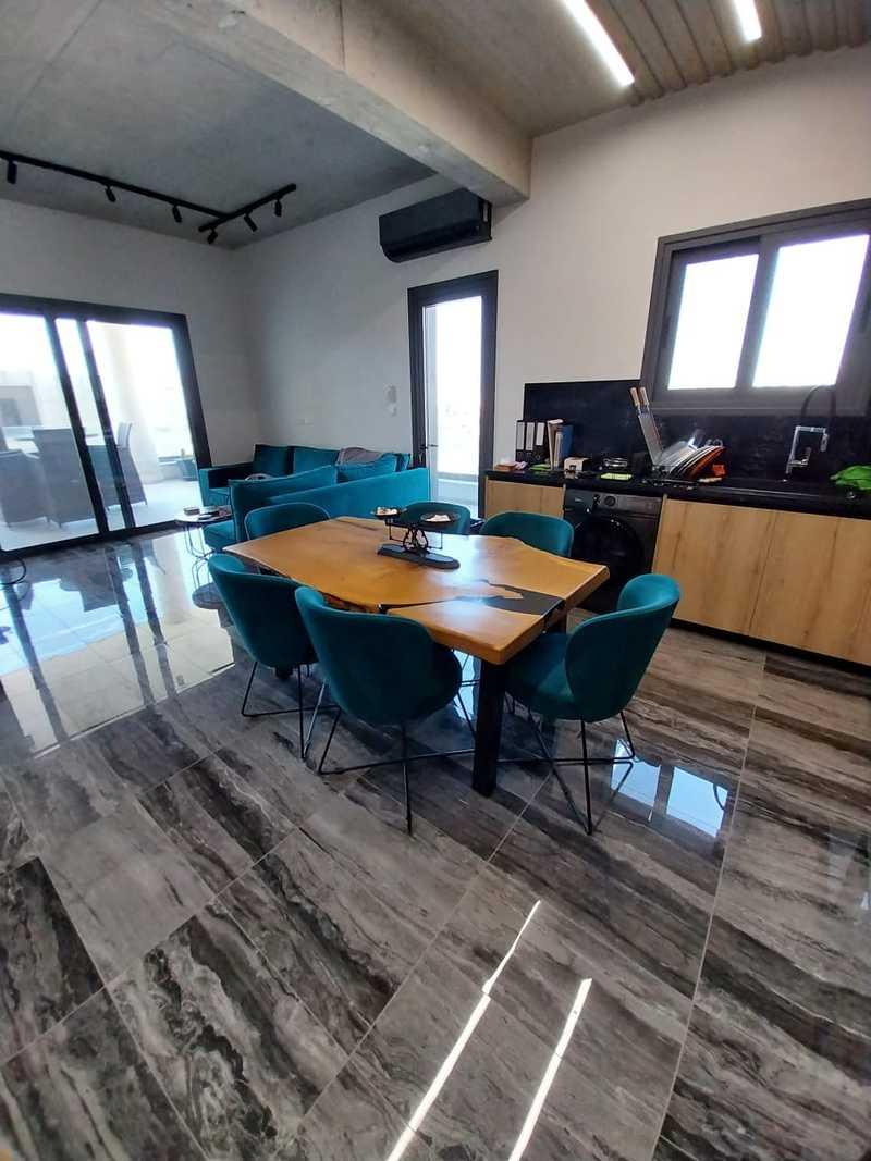 3-bedroom apartment to rent: https://www.bazaraki.com/adv/5798617_3-bedroom-apartment-to-rent (www.bazaraki.com)