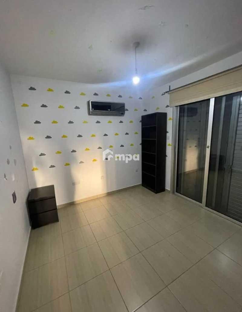  3-bedroom apartment to rent: https://www.bazaraki.com/adv/5794898_3-bedroom-apartment-to-rent (www.bazaraki.com)