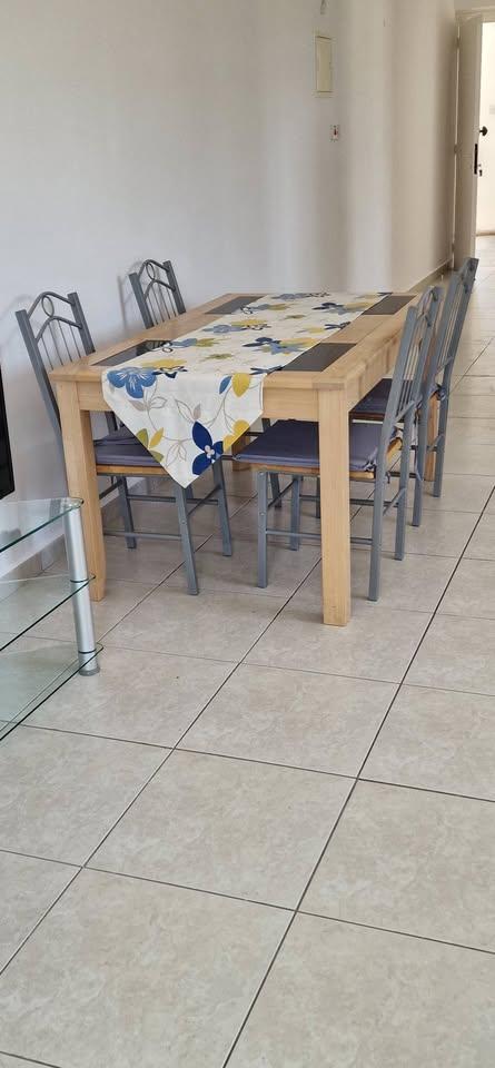 1 bedroom Peyia: https://www.facebook.com/marketplace/item/2222150261546578 (www.facebook.com)