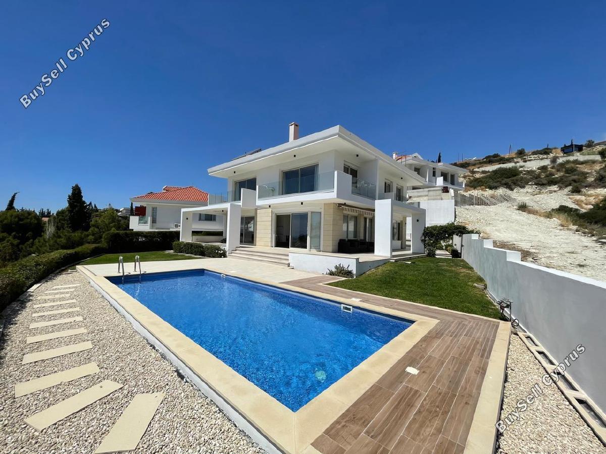 5 Bedroom Detached house to rent in Agios Tychonas, Limassol: https://www.buysellcyprus.com/property-for-rent/limassol/agios-tychonas/5-bed-detached-house-to-rent-agios-tychonas-limassol-1796772.html (www.buysellcyprus.com)