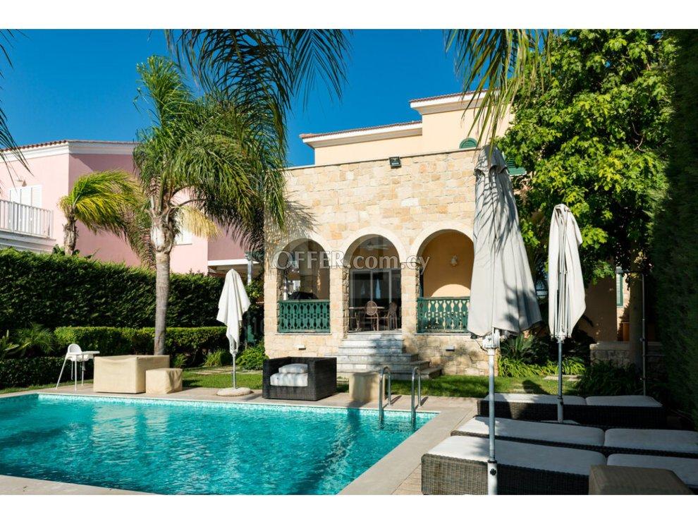 Luxury beach front villa for sale in Limassol Marina area: https://www.offer.com.cy/en/luxury-beach-front-villa-for-sale-in-limassol-marina-area/21-806716/ (www.offer.com.cy)