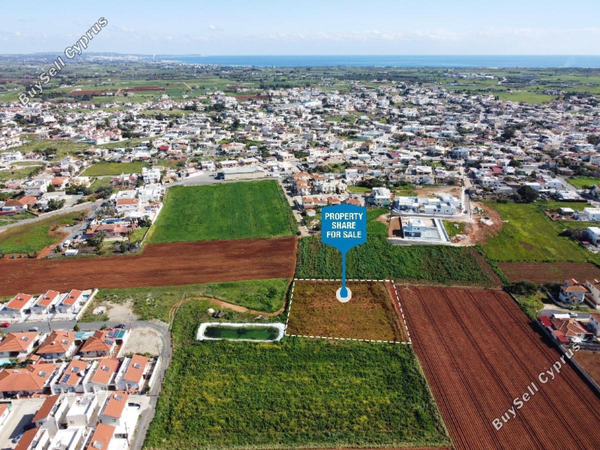 2,471 SQM Land for sale in Xylofagou, Larnaca: https://www.buysellcyprus.com/property-for-sale/larnaca/xylofagou/land-for-sale-xylofagou-larnaca-1795282.html (www.buysellcyprus.com)