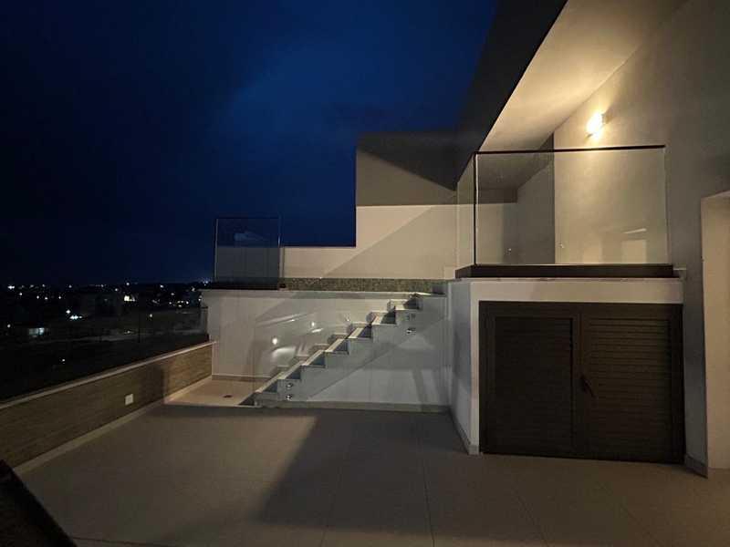 3-bedroom penthouse to rent: https://www.bazaraki.com/adv/5794218_3-bedroom-penthouse-to-rent (www.bazaraki.com)