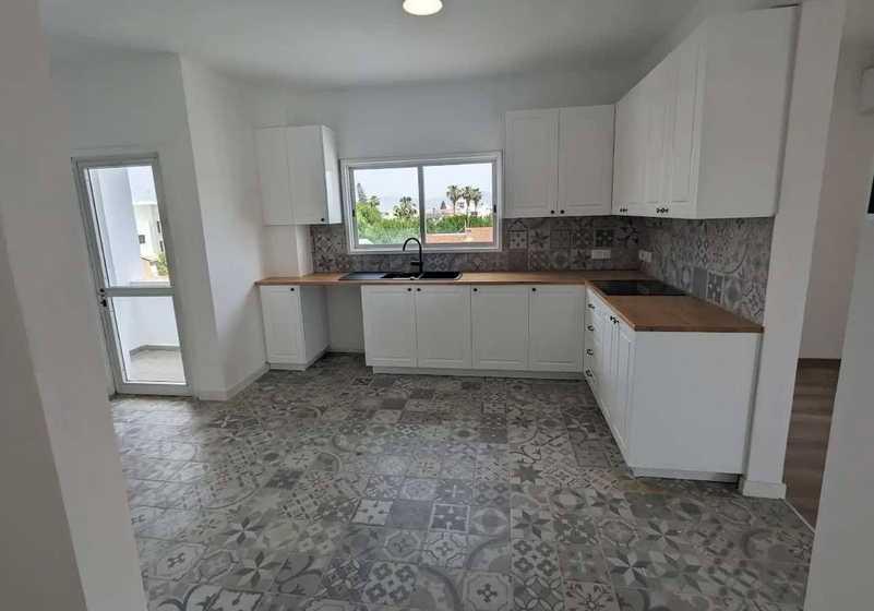 3-bedroom apartment to rent: https://www.bazaraki.com/adv/5795219_3-bedroom-apartment-to-rent (www.bazaraki.com)