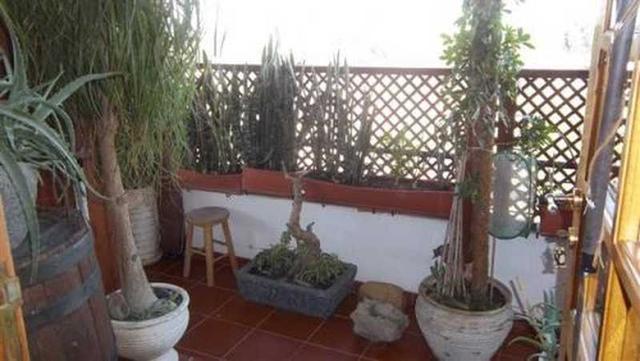 3-bedroom penthouse for sale: https://www.bazaraki.com/adv/5793645_3-bedroom-penthouse-for-sale (www.bazaraki.com)