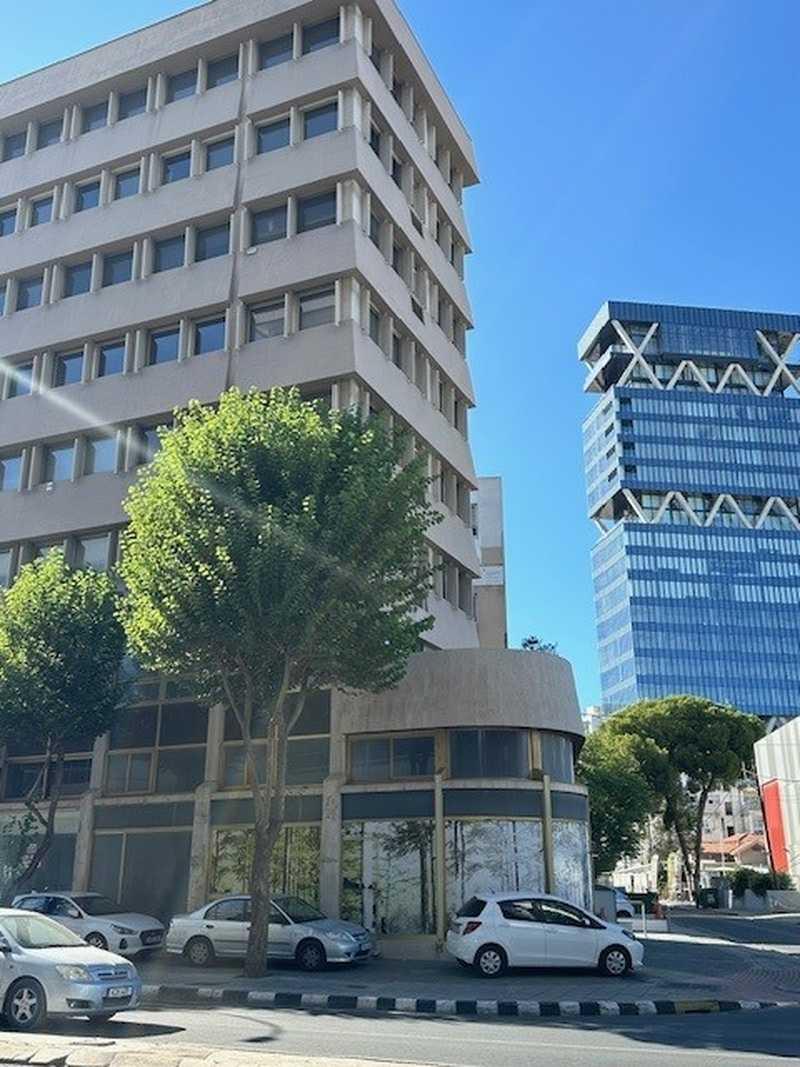 Prime location - office space: https://www.bazaraki.com/adv/5764400_prime-location-office-space (www.bazaraki.com)