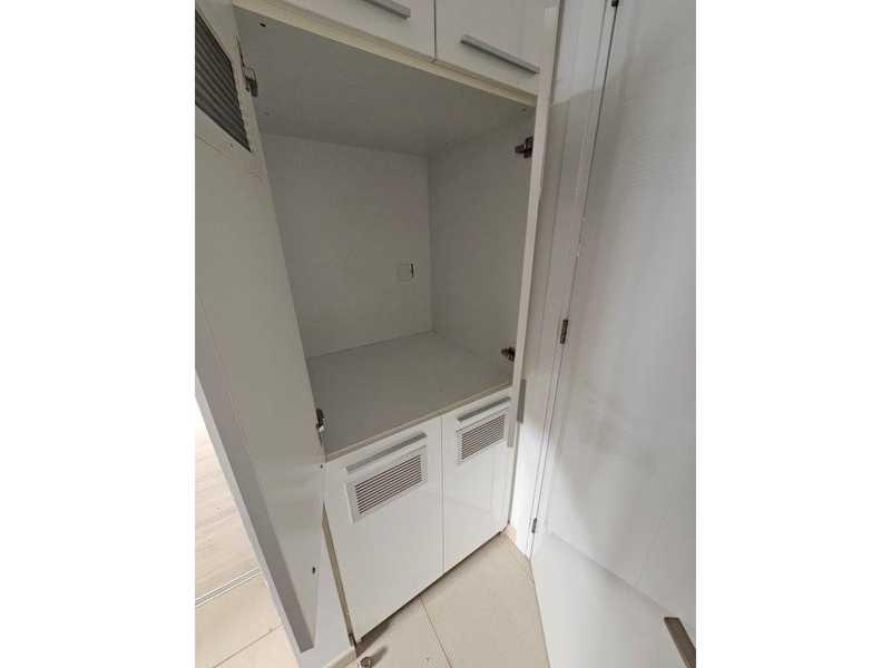 Ground floor office in naafi: https://www.bazaraki.com/adv/5790820_ground-floor-office-in-naafi (www.bazaraki.com)