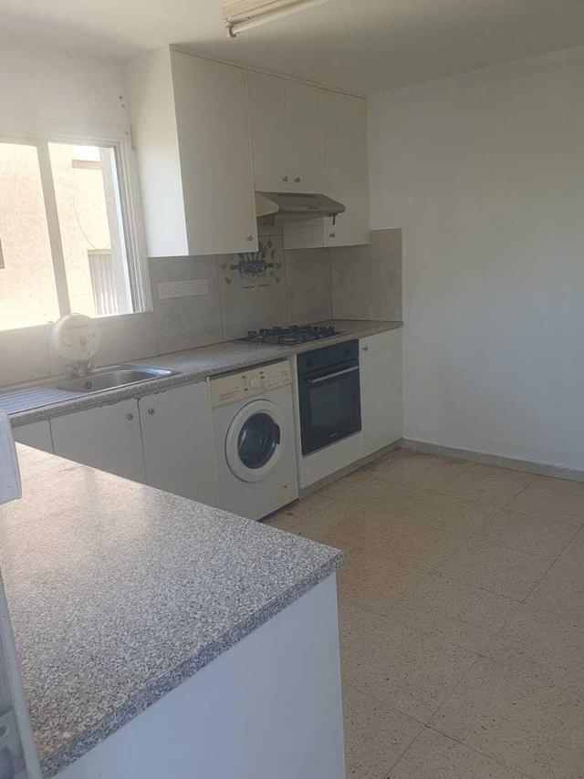 2-bedroom apartment to rent: https://www.bazaraki.com/adv/5793077_2-bedroom-apartment-to-rent (www.bazaraki.com)