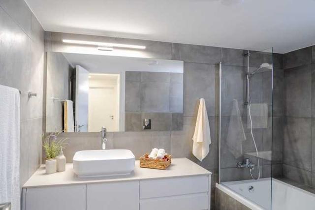 4-bedroom apartment to rent: https://www.bazaraki.com/adv/5786233_4-bedroom-apartment-to-rent (www.bazaraki.com)