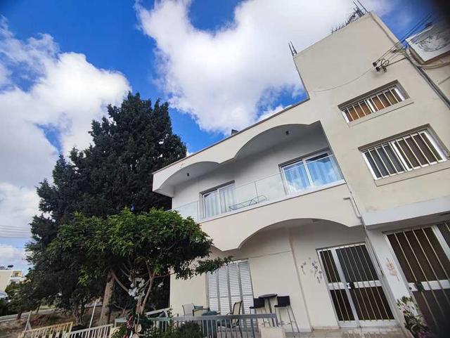 3-bedroom apartment to rent: https://www.bazaraki.com/adv/5767193_3-bedroom-apartment-to-rent (www.bazaraki.com)