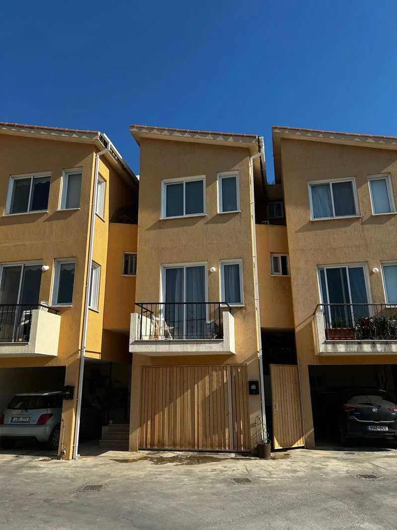 3-bedroom maisonette for sale: https://www.bazaraki.com/adv/5797406_3-bedroom-maisonette-for-sale (www.bazaraki.com)