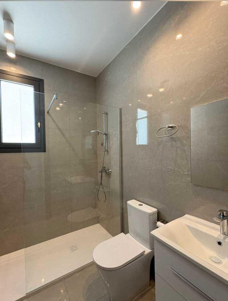 2-bedroom apartment to rent: https://www.bazaraki.com/adv/5795380_2-bedroom-apartment-to-rent (www.bazaraki.com)