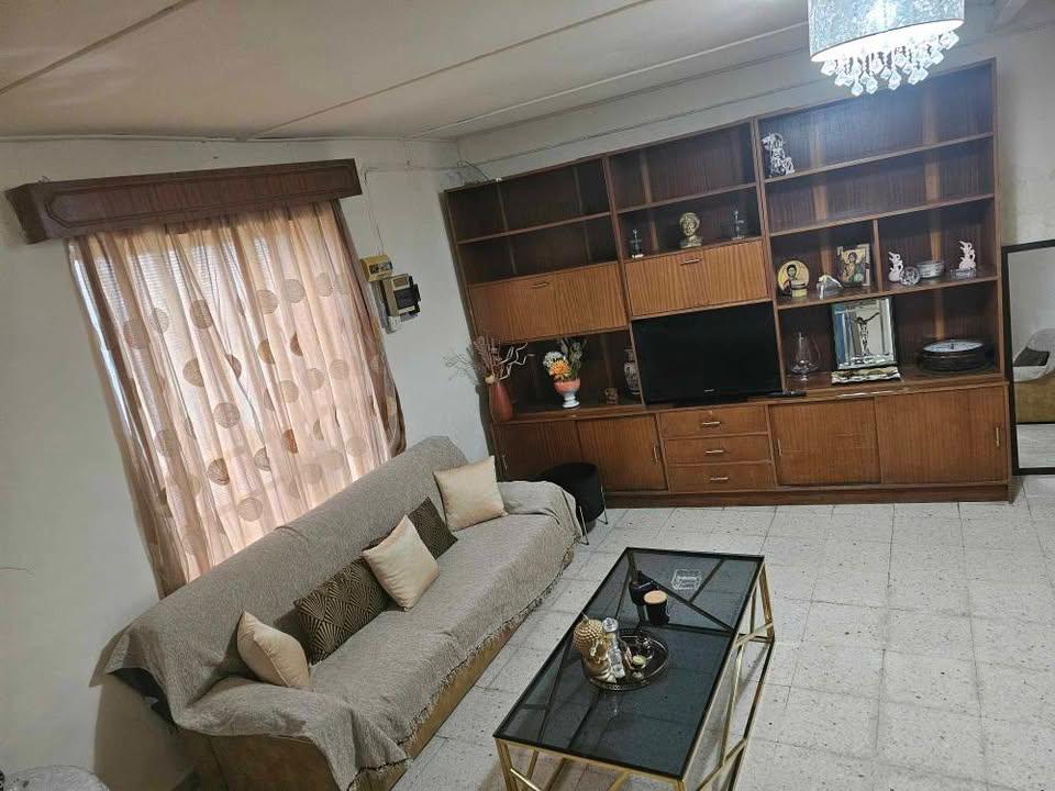 2 Bedroom semi-detached for sale or  rent: https://www.facebook.com/marketplace/item/1202297171429856 (www.facebook.com)