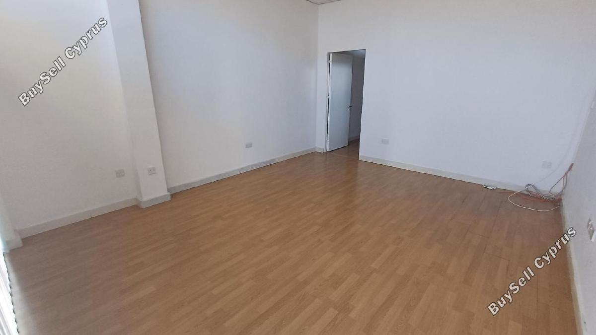 Shop to rent in Platy Aglantzias, Nicosia: https://www.buysellcyprus.com/property-for-rent/nicosia/platy-aglantzias/shop-to-rent-platy-aglantzias-nicosia-1796706.html (www.buysellcyprus.com)