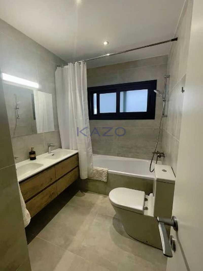 5-bedroom villa for sale: https://www.bazaraki.com/adv/5788758_5-bedroom-villa-for-sale (www.bazaraki.com)