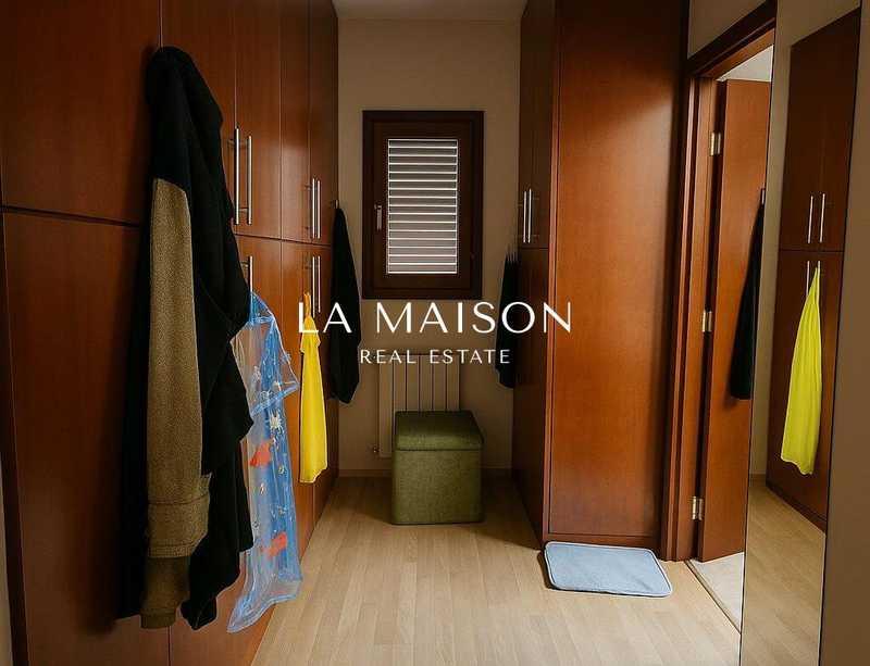 5-bedroom detached house to rent: https://www.bazaraki.com/adv/5794679_5-bedroom-detached-house-to-rent (www.bazaraki.com)