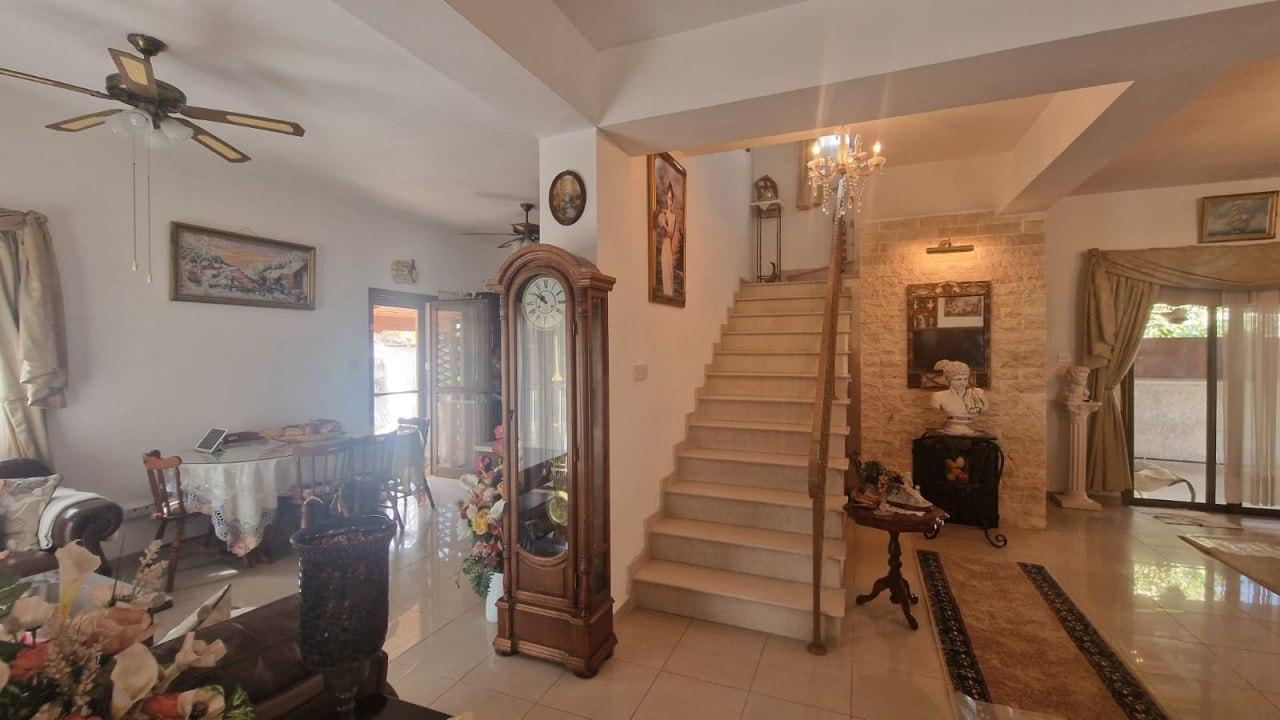 3-bedroom house in Larnaca № 153088: https://dom.com.cy/en/catalog/sale/153088/ (dom.com.cy)