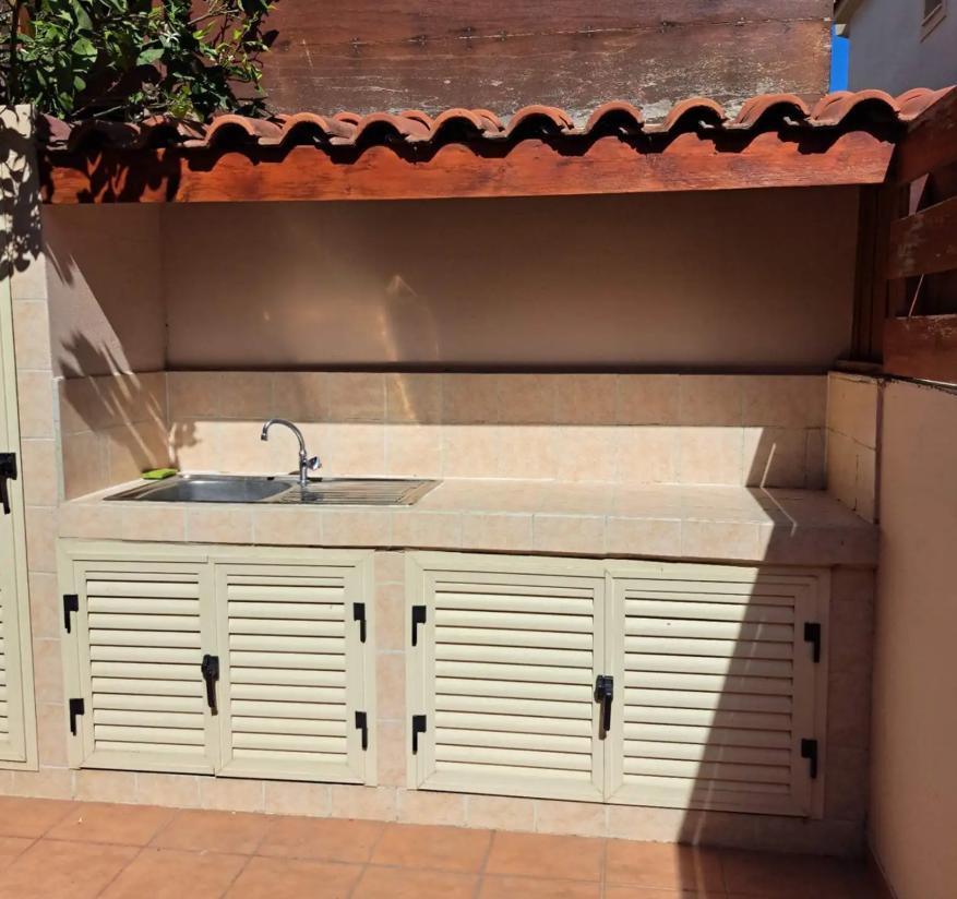 4-bedroom house in Limassol №153459: https://dom.com.cy/en/catalog/rent/153459/ (dom.com.cy)