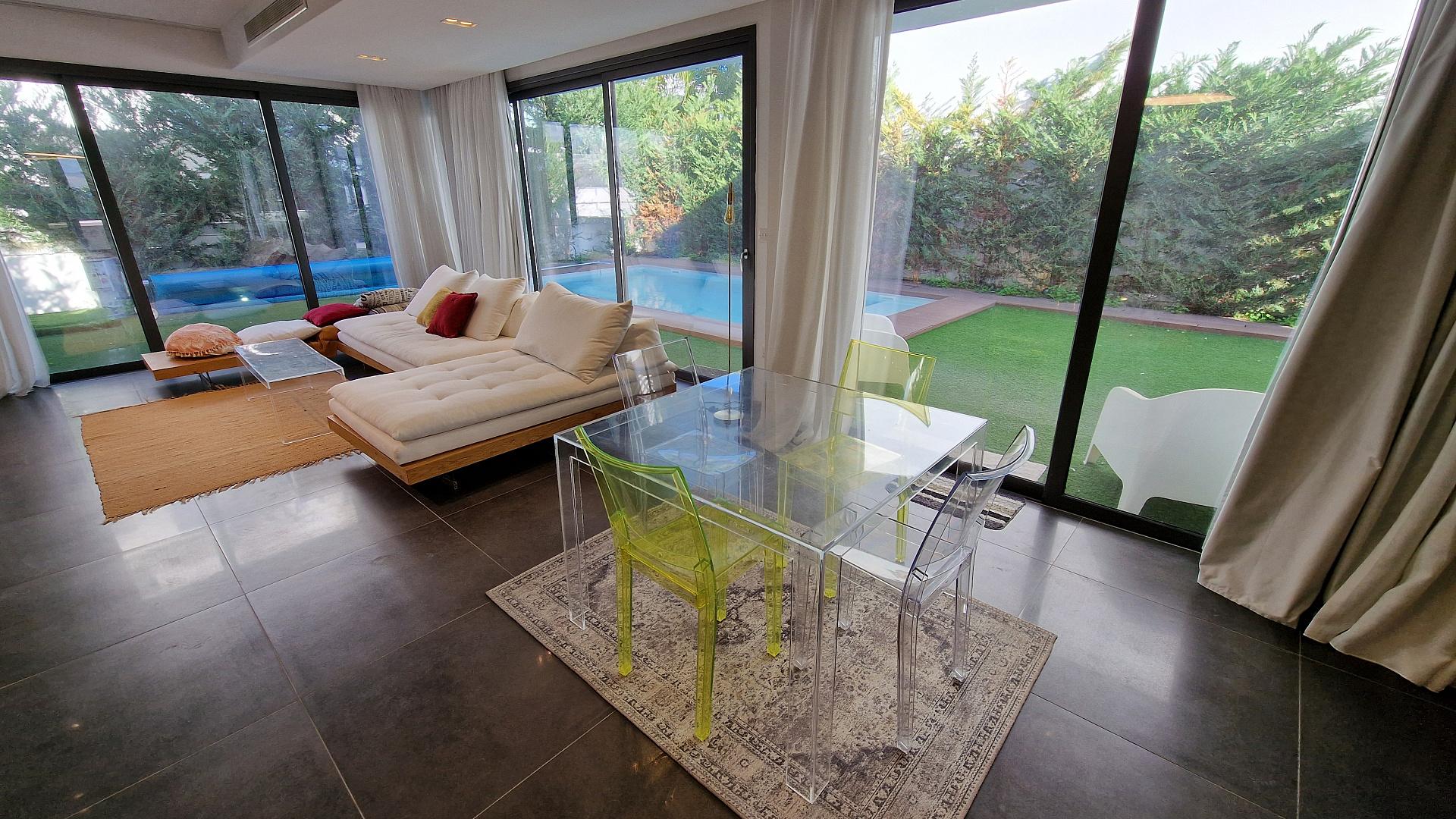 New 3-bedroom villa in Larnaca № 153329: https://dom.com.cy/en/catalog/sale/153329/ (dom.com.cy)