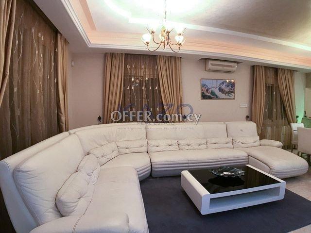 Spacious Fully Furnished Villa with Private Pool in Germasoyeia: https://www.offer.com.cy/en/spacious-fully-furnished-villa-with-private-pool-in-germasoyeia/21-816294/ (www.offer.com.cy)