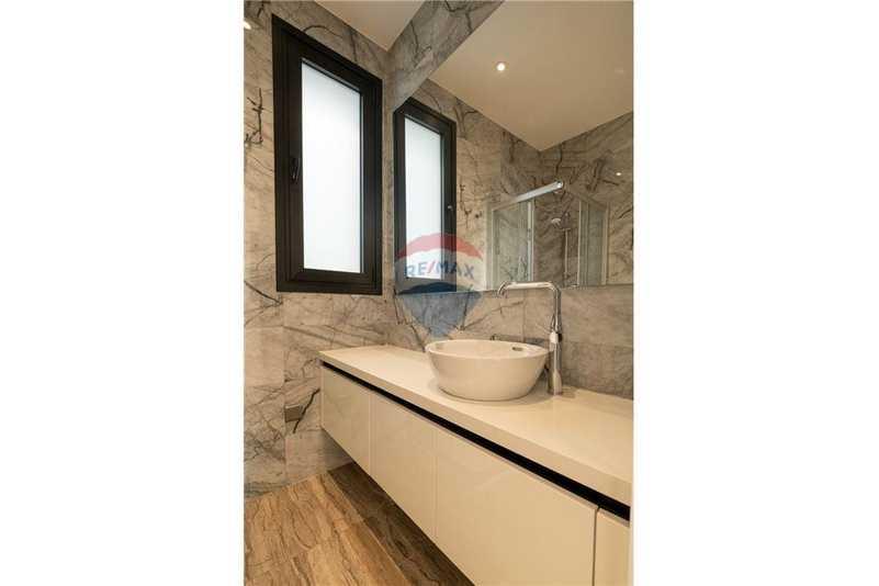 3-bedroom penthouse for sale: https://www.bazaraki.com/adv/5798073_3-bedroom-penthouse-for-sale (www.bazaraki.com)