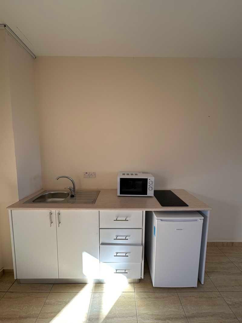 1-bedroom apartment to rent: https://www.bazaraki.com/adv/5797087_1-bedroom-apartment-to-rent (www.bazaraki.com)