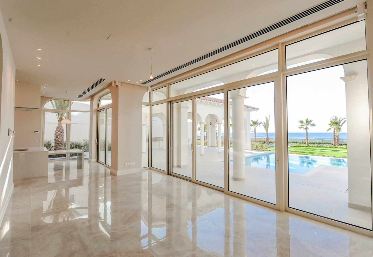 New 5-bedroom villa in Larnaca № 153379: https://dom.com.cy/en/catalog/sale/153379/ (dom.com.cy)