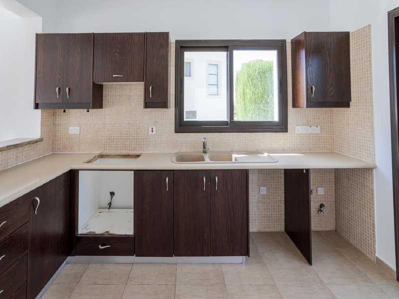 3-bedroom villa for sale: https://www.bazaraki.com/adv/5797339_3-bedroom-villa-for-sale (www.bazaraki.com)